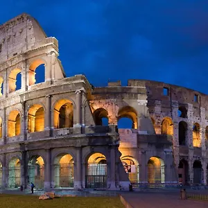 Colosseum Palace Star Rome